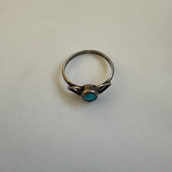 Small Turquoise Ring - Picture 2 of 4
